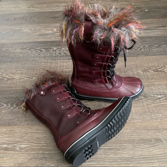 Sorel Shoes - Sorel Womens Joan of Artic Lux Boot